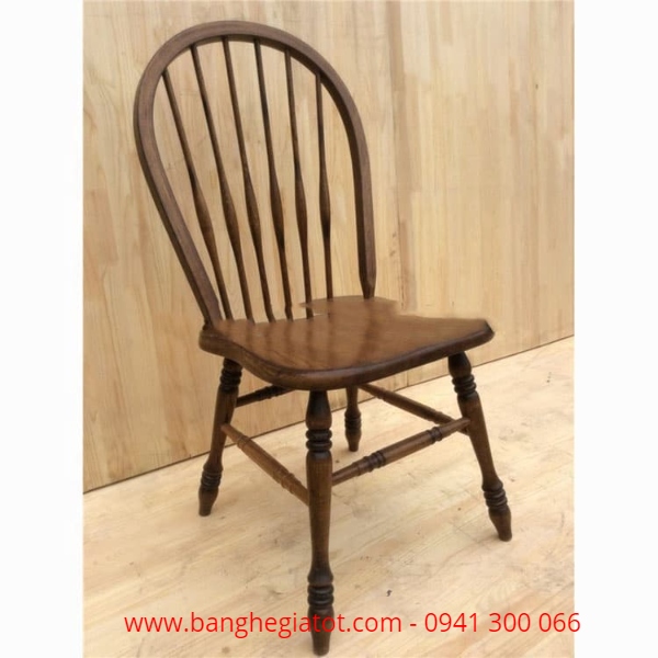 Bàn ghế ăn bằng gỗ tự nhiên