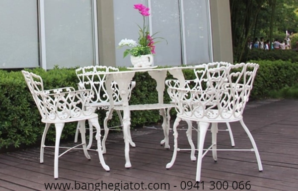 Bàn ghế nhôm đúc cao cấp tại hồ chí minh