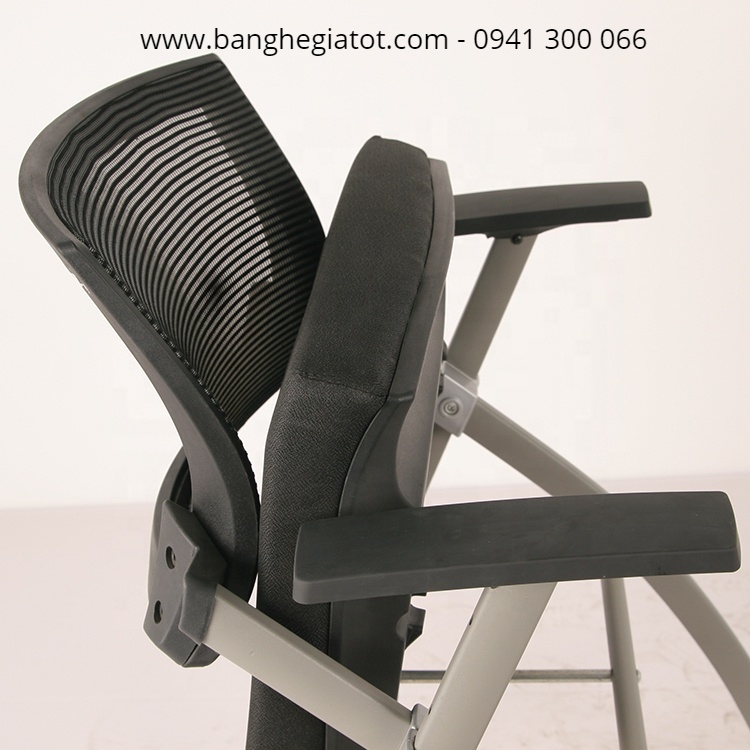Mua bàn ghế văn phòng bằng nhôm tại tphcm