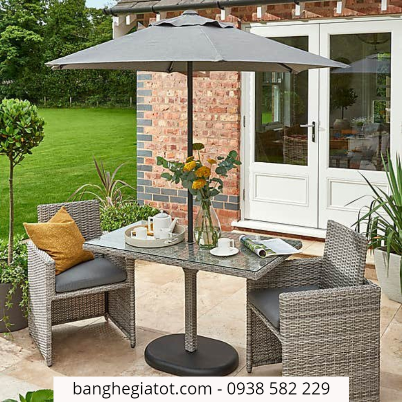 bàn ghế nhựa mây thanh lý